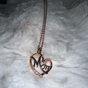Mom rose gold pendant necklace